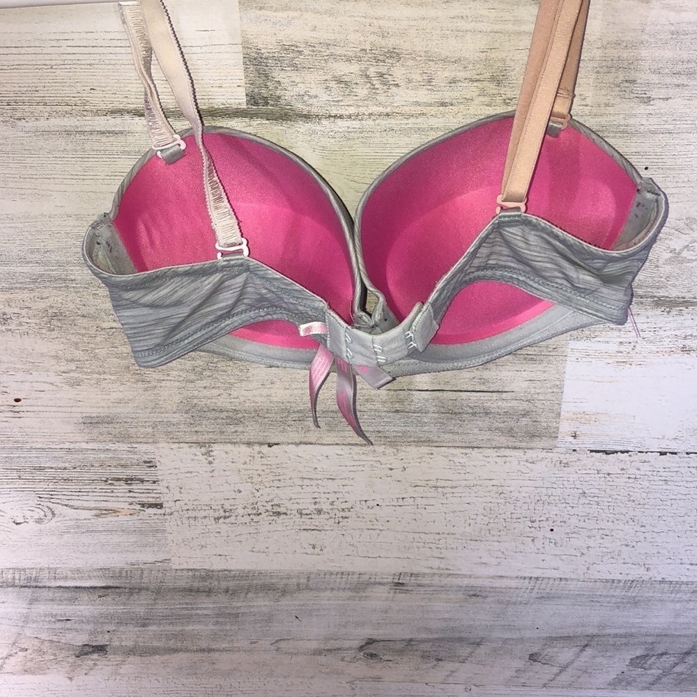 Gray Pink Victoria's Secret Wear everyWhere Multi-way push up bra size 32D​​​ - Picture 4 of 7